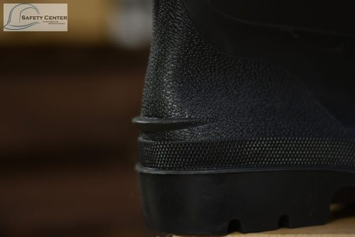 Dunlop Pricemastor Black, vegyszerekkel, olajokkal és fertőtlenítőszerekkel szemben ellenálló PVC munkavédelmi csizma