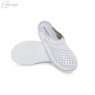 Fehér, perforált Procera munkapapucs