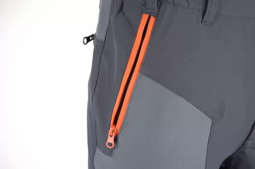 Procera Flexmotion munkanadrág vállpánt nélkül.