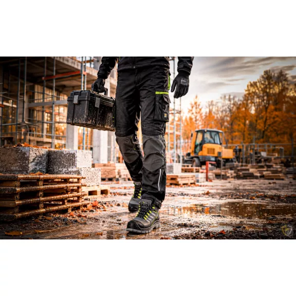 Pantaloni super comozi și elastici Procera Powerflex 
