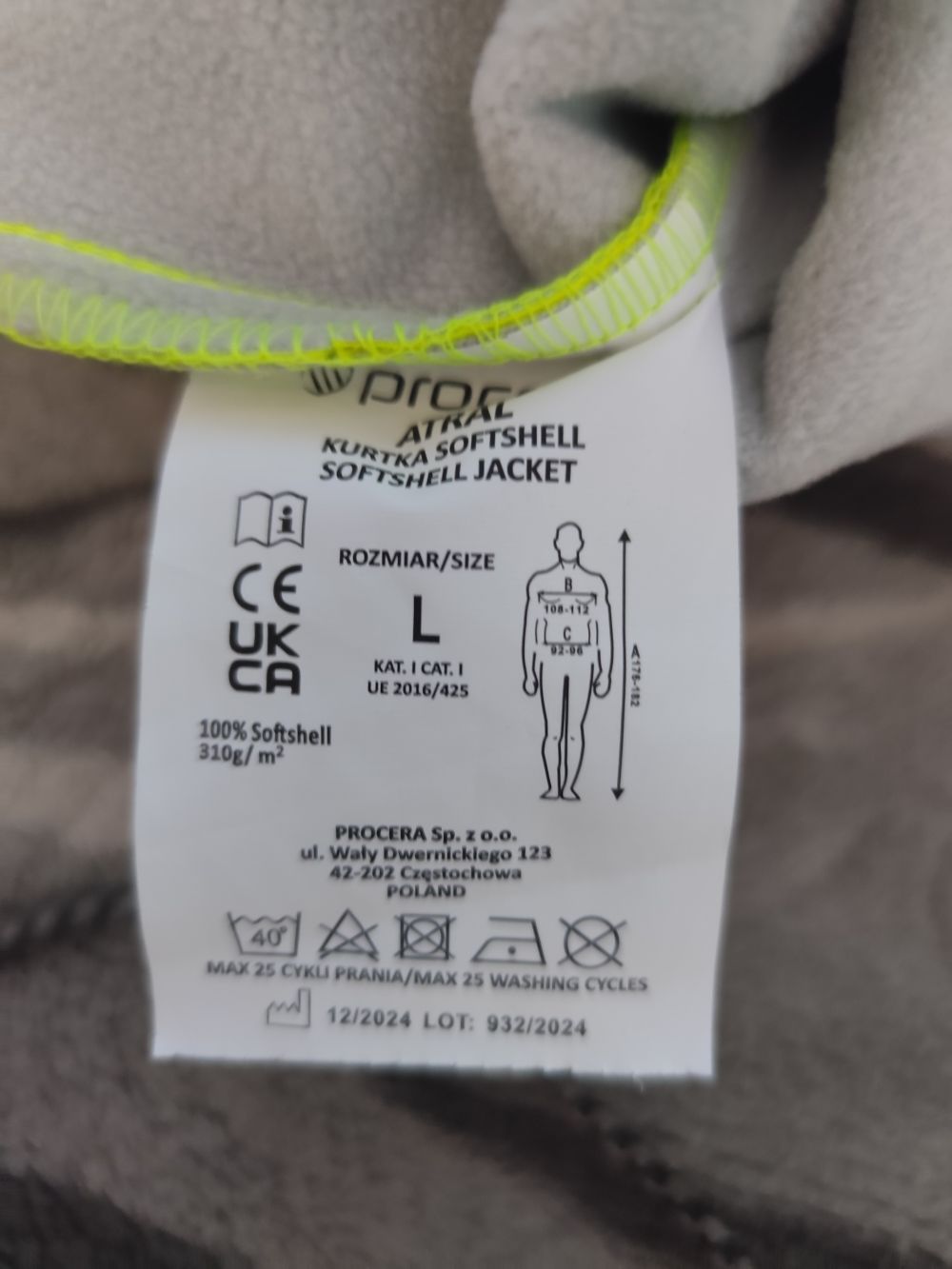 Jachetă Sofetshel dacă vrei să fi protejat de vânt Procera Atral